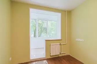 Объединение уютного балкона с комнатой